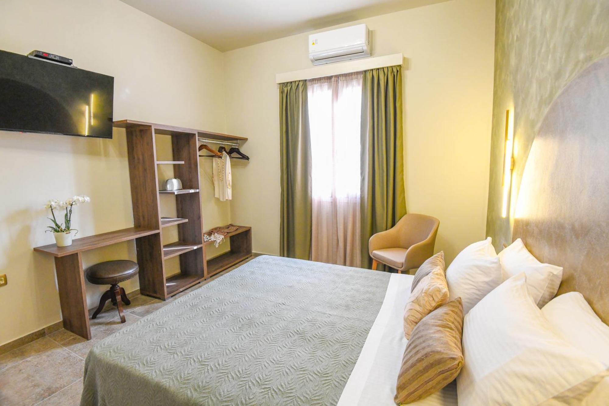 Vivis Hub Aparthotel Argostoli  Exterior photo