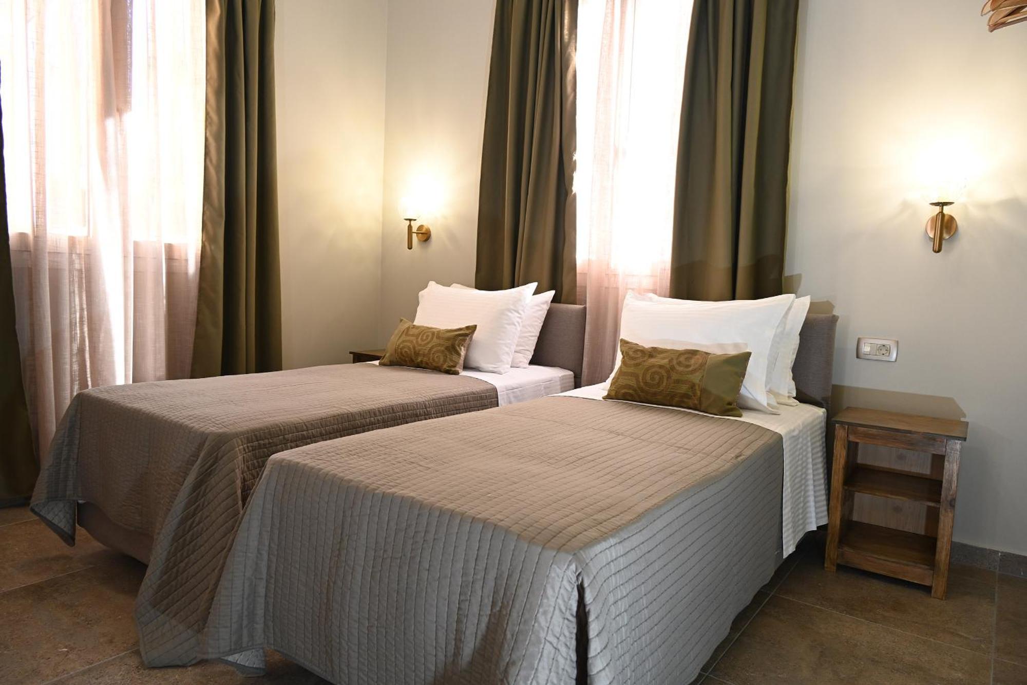 Vivis Hub Aparthotel Argostoli  Exterior photo